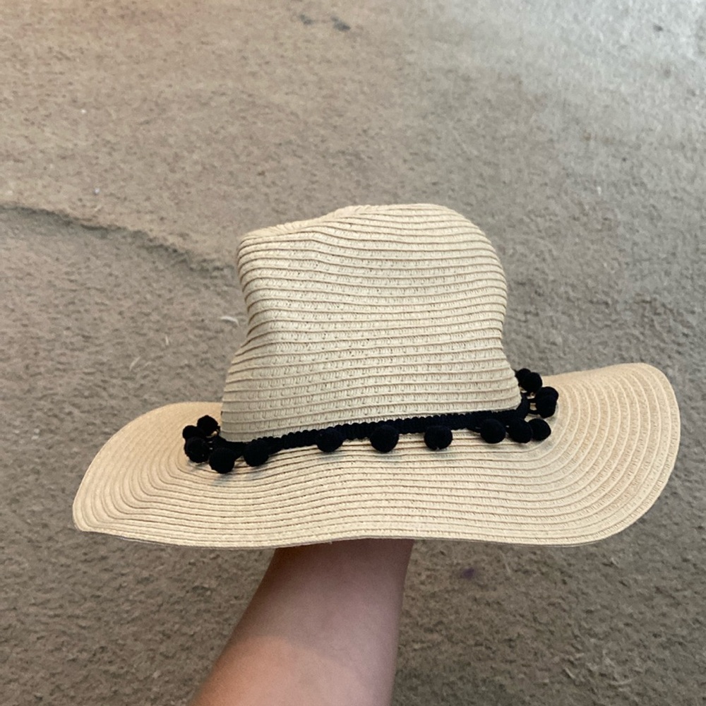 Sole Society hat